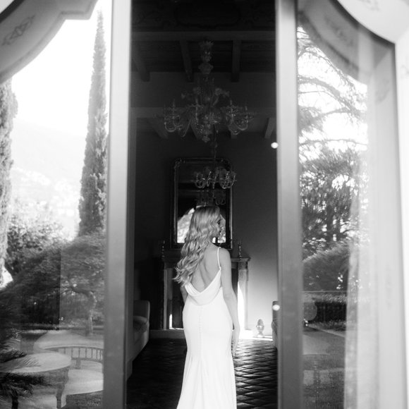 Vow'd Cosmos Wedding Dress, Size 4 (True to Size) - Picture 3 of 6